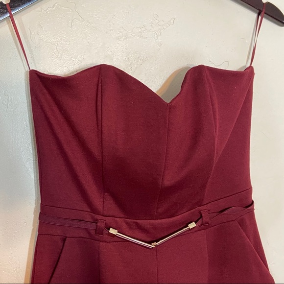 Have burgundy sweetheart neckline romper sz M - Picture 9 of 13